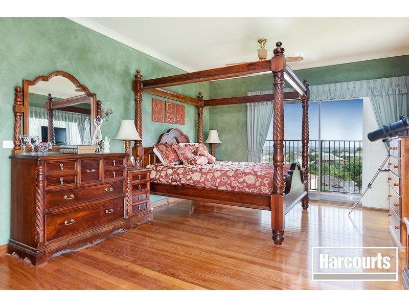 1 Biralee Court, Berwick VIC 3806