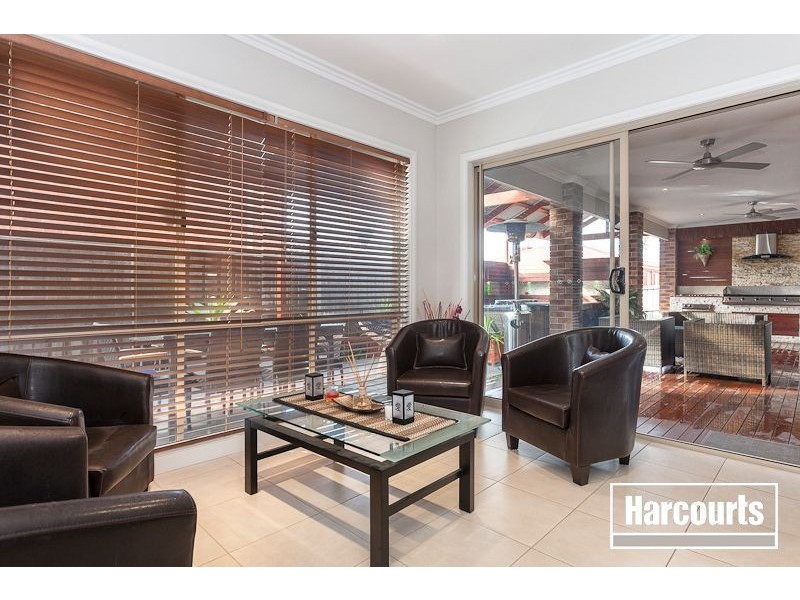 11 Locarno Place, Narre Warren South VIC 3805