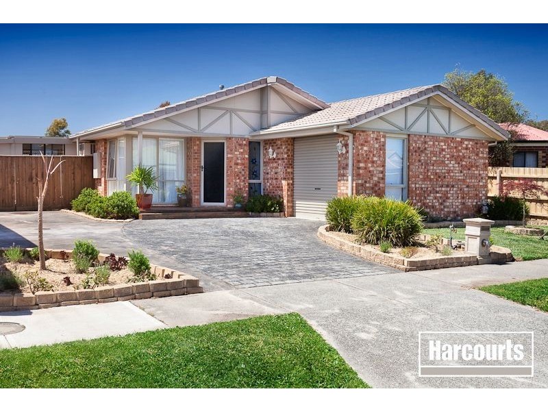 34 Baringa Park Drive, Narre Warren South VIC 3805