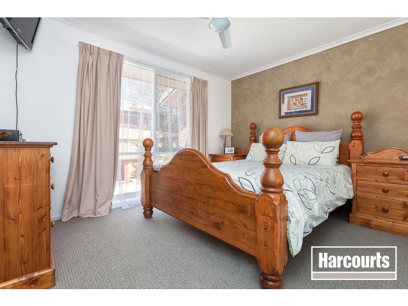 34 Baringa Park Drive, Narre Warren South VIC 3805