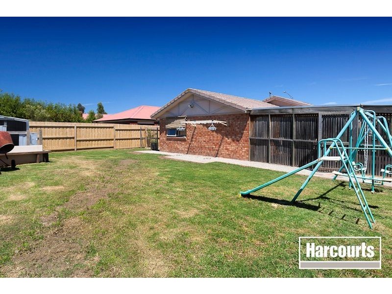34 Baringa Park Drive, Narre Warren South VIC 3805
