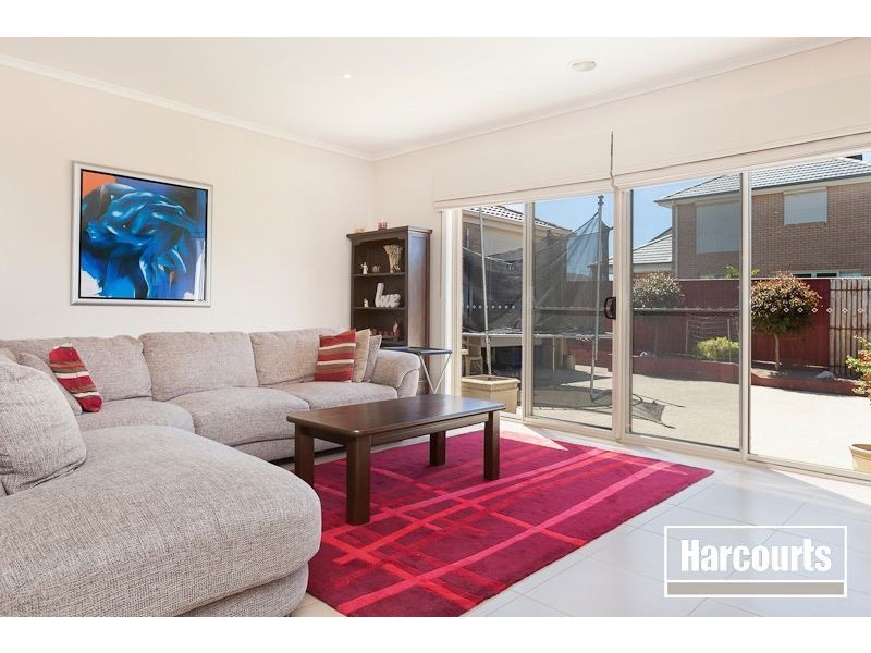 21 Marbelia Drive, Berwick VIC 3806