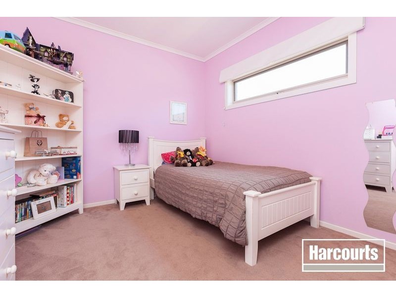 21 Marbelia Drive, Berwick VIC 3806