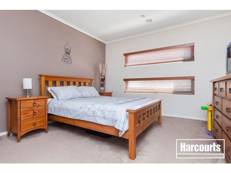 21 Marbelia Drive, Berwick VIC 3806