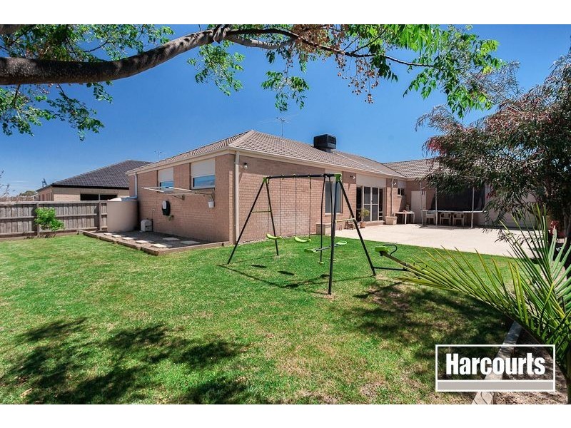 21 Marbelia Drive, Berwick VIC 3806