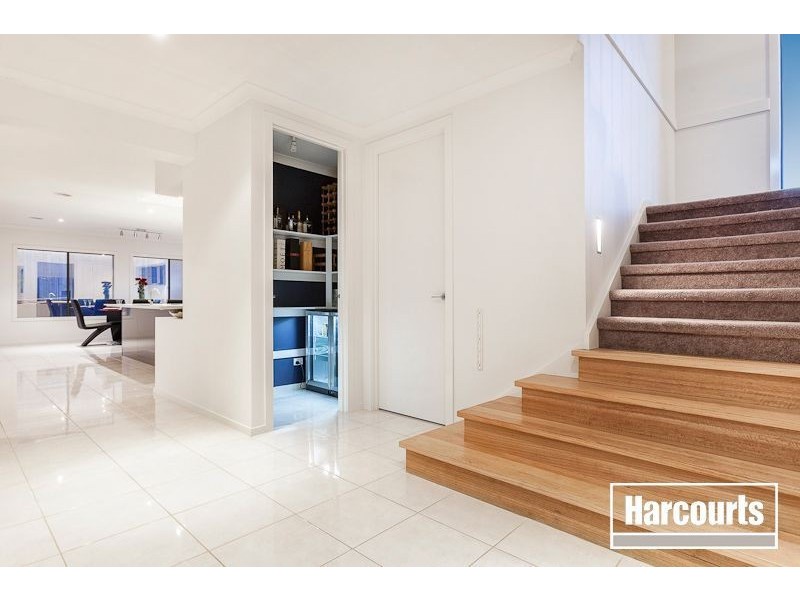 17 Harvest Road, Officer VIC 3809