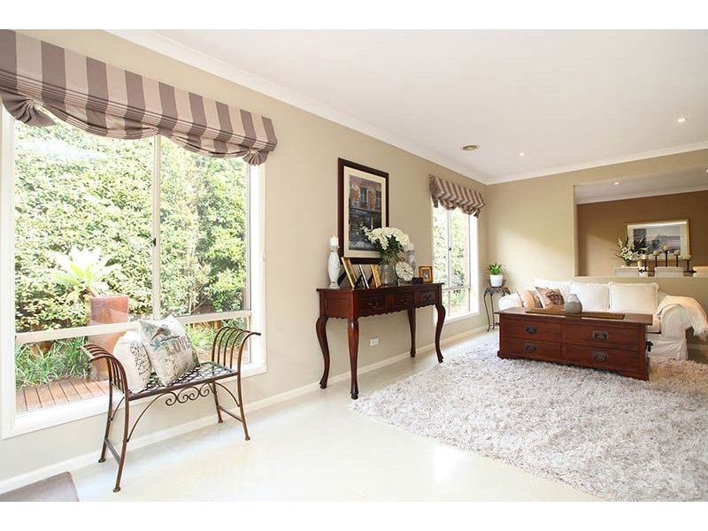 5 Hillgrove Crescent, Berwick VIC 3806