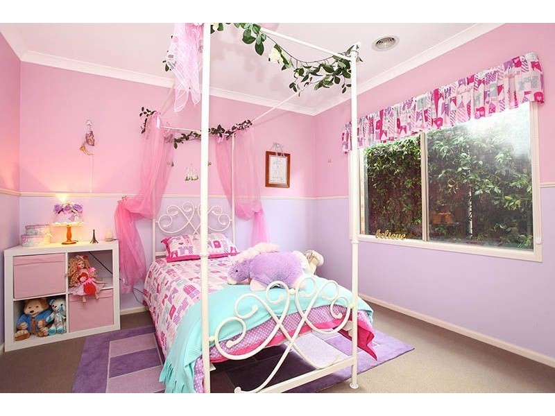 5 Hillgrove Crescent, Berwick VIC 3806