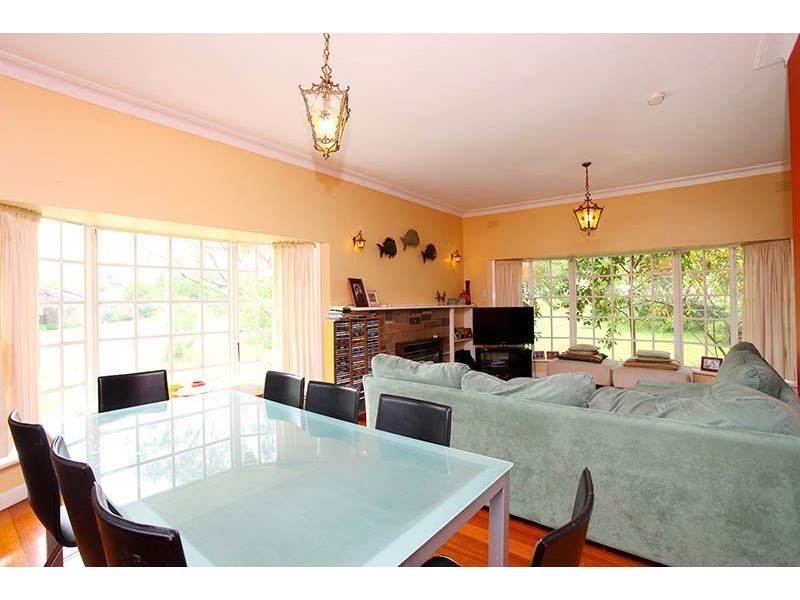 30 Wilson Street, Berwick VIC 3806