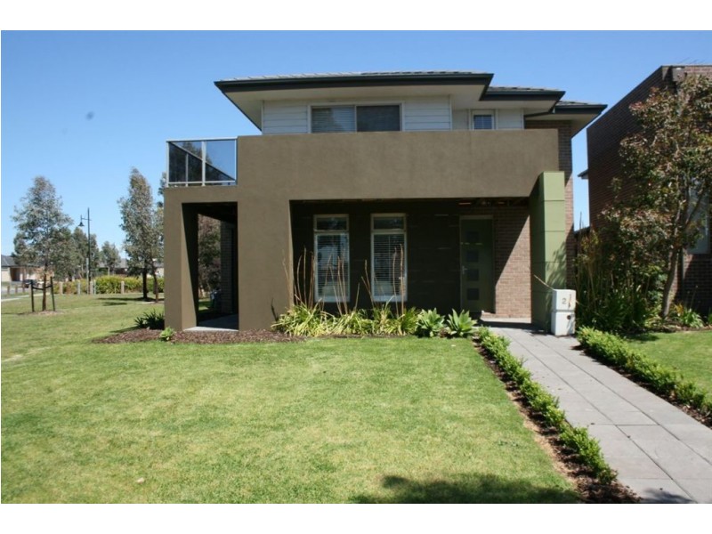 2 Aspect Lane, Cranbourne North VIC 3977