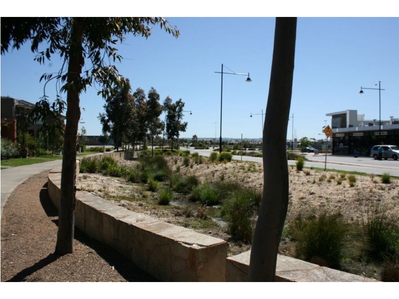 2 Aspect Lane, Cranbourne North VIC 3977