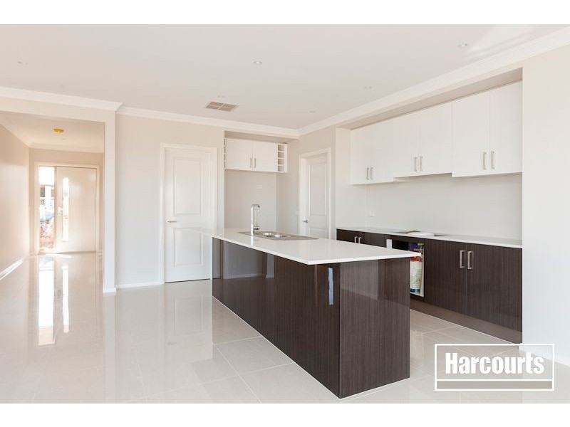 56 Grandvue Blvd, Pakenham VIC 3810