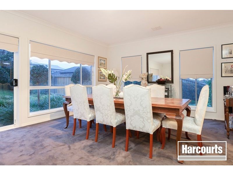 6 Robin Rise, Beaconsfield VIC 3807