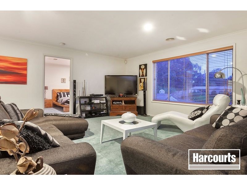 6 Robin Rise, Beaconsfield VIC 3807