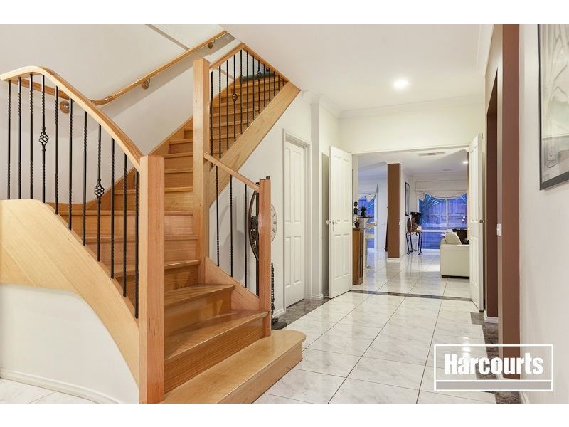 6 Robin Rise, Beaconsfield VIC 3807
