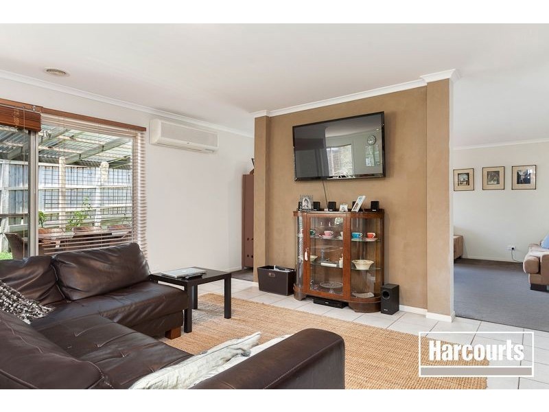 32 Riviera Drive, Berwick VIC 3806