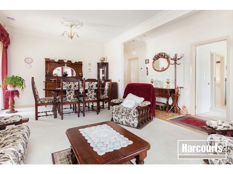 14 Mallard Street, Berwick VIC 3806