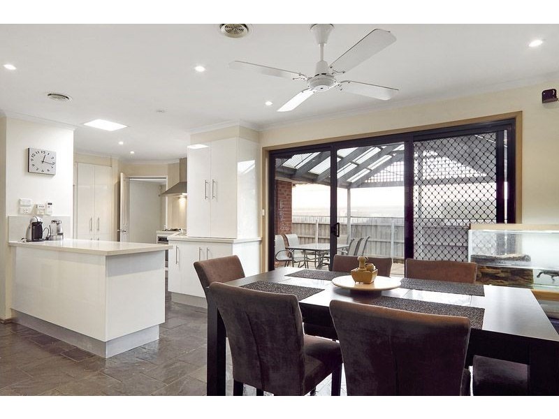 27 Albrecht Avenue, Berwick VIC 3806