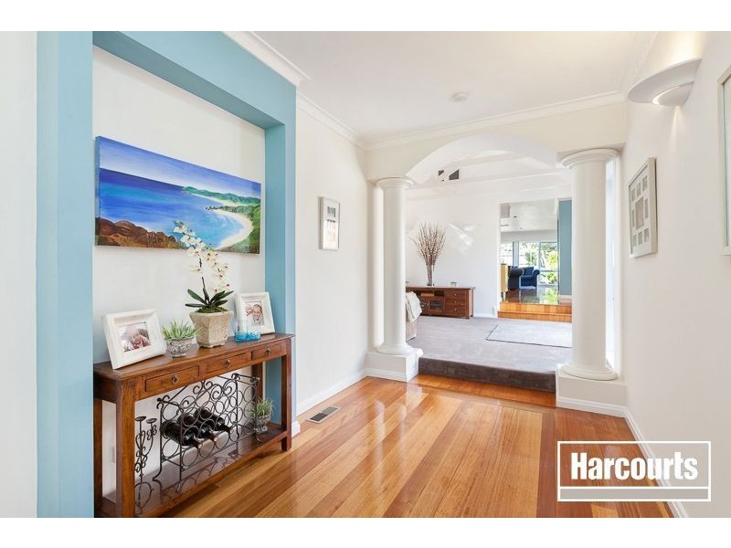 30 Allunga Parade, Berwick VIC 3806