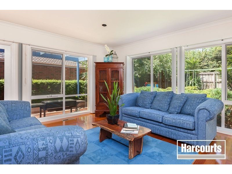 30 Allunga Parade, Berwick VIC 3806