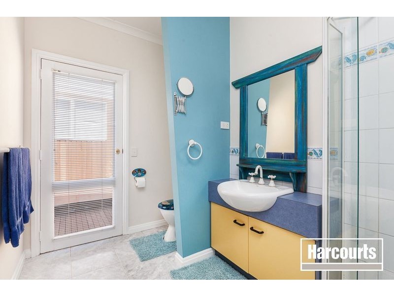 30 Allunga Parade, Berwick VIC 3806