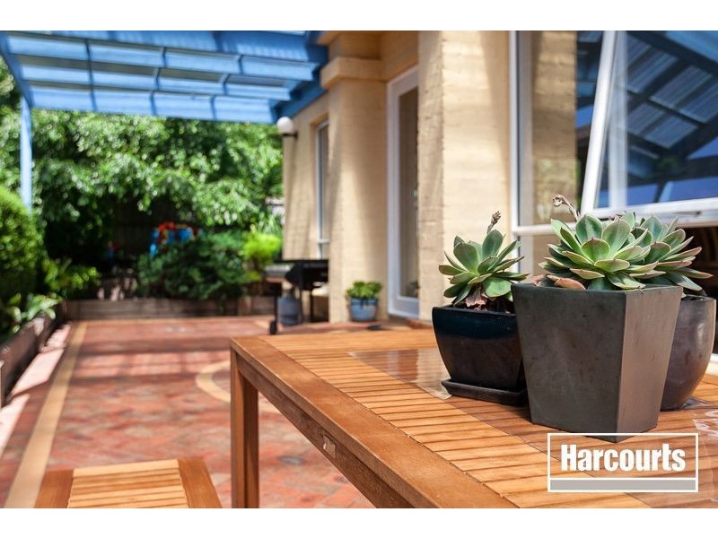 30 Allunga Parade, Berwick VIC 3806