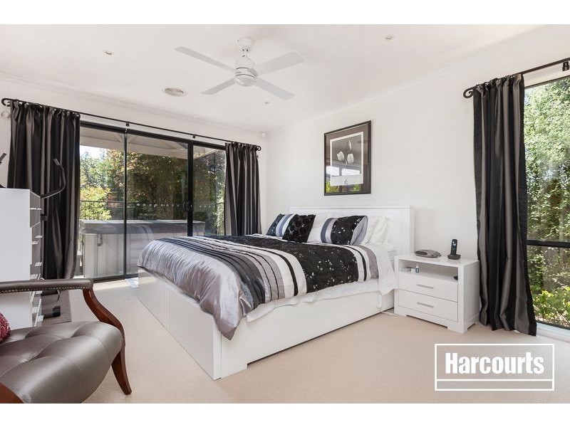 6 Hickory Drive, Narre Warren South VIC 3805