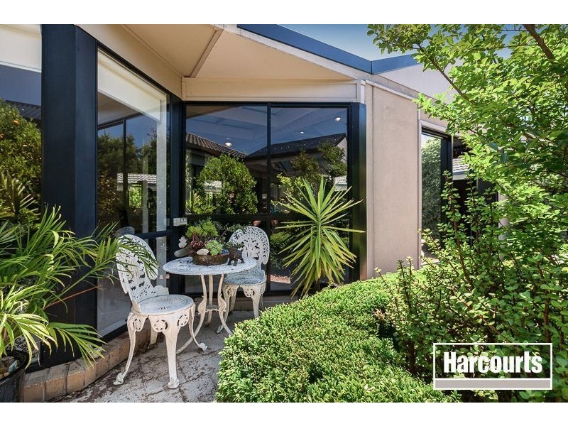 6 Hickory Drive, Narre Warren South VIC 3805