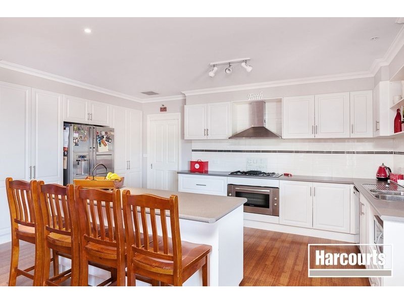 3 Linnet Place, Berwick VIC 3806