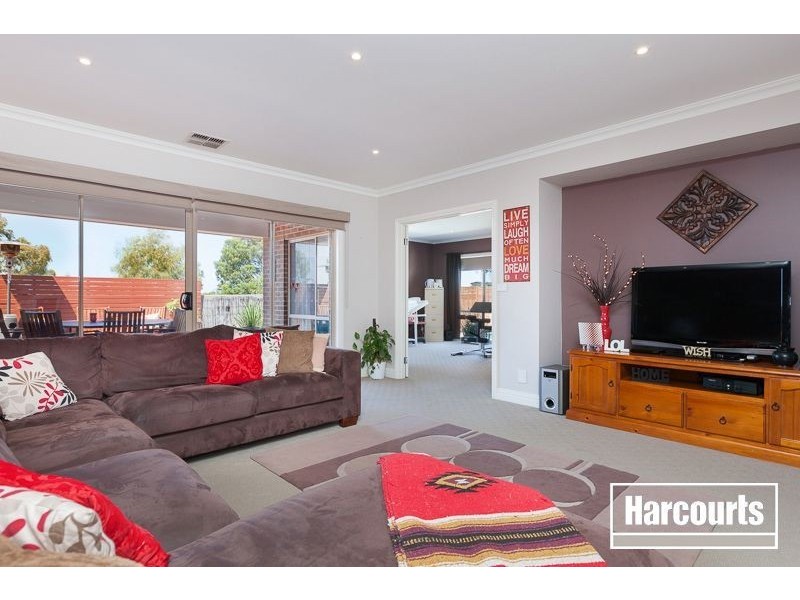 3 Linnet Place, Berwick VIC 3806