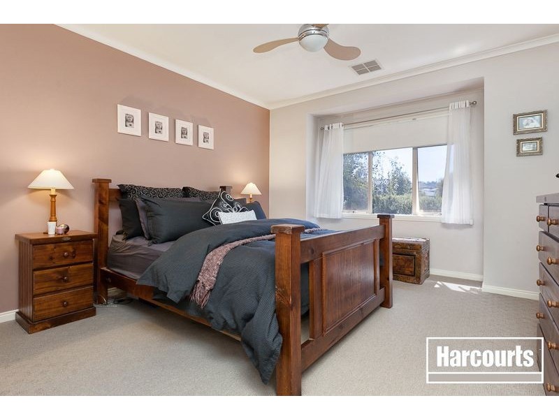 3 Linnet Place, Berwick VIC 3806