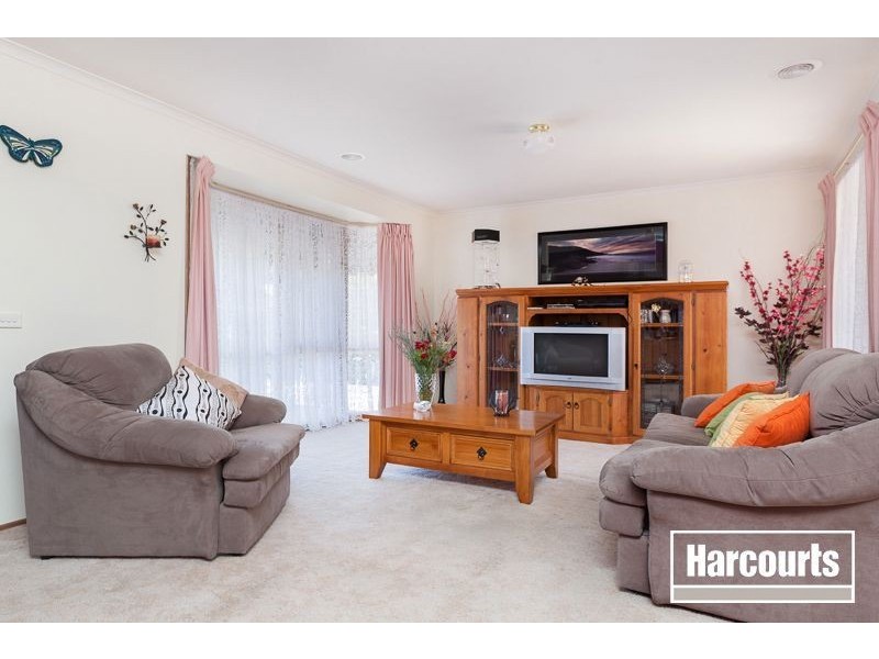 14 Kelburn Road, Berwick VIC 3806