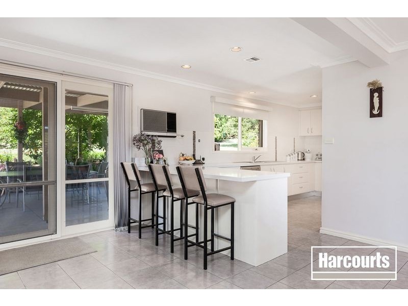 111 Buchanan Road, Berwick VIC 3806