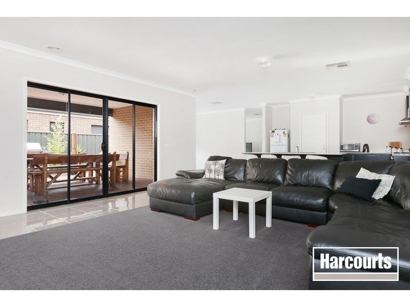 20 Charlock Street, Cranbourne North VIC 3977
