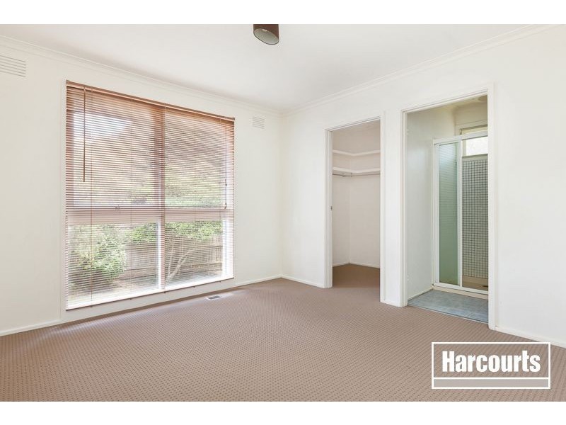 9 Young Street, Beaconsfield Upper VIC 3808
