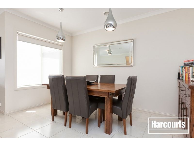 68 Sabel Drive, Cranbourne North VIC 3977