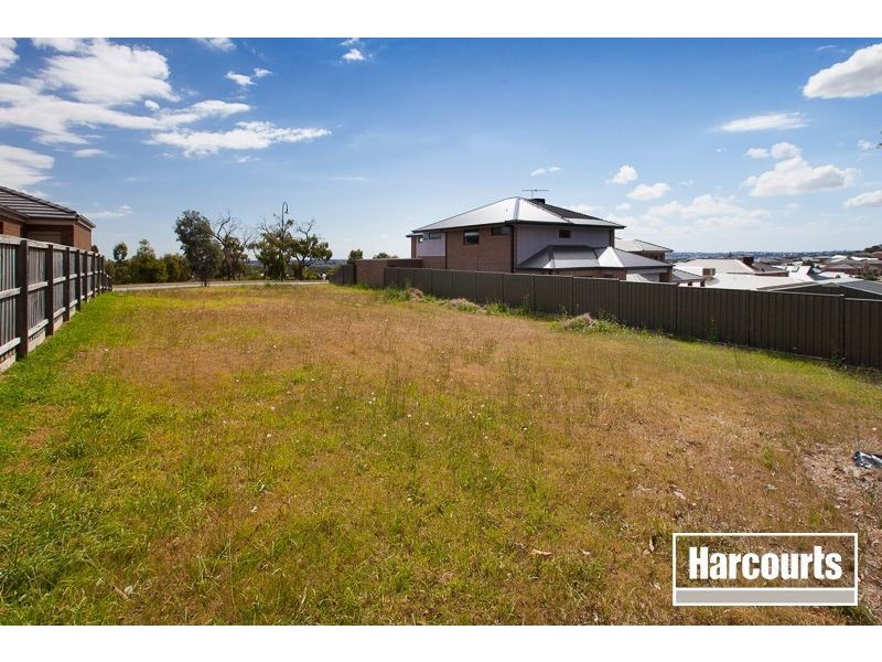 32 Whistler Drive, Berwick VIC 3806