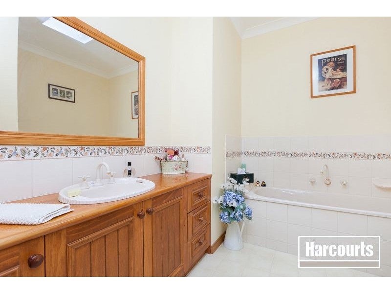 2 Tantallon Blvd, Beaconsfield VIC 3807