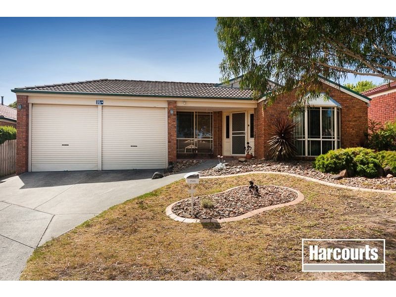 6 Hillary Court, Berwick VIC 3806