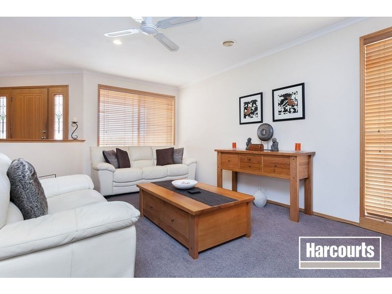6 Hillary Court, Berwick VIC 3806