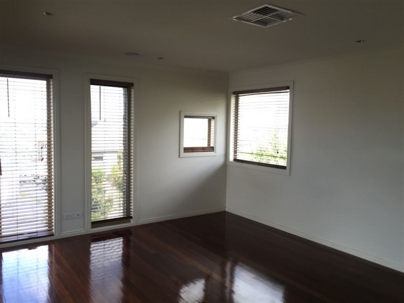 17 Lorne Court, Berwick VIC 3806