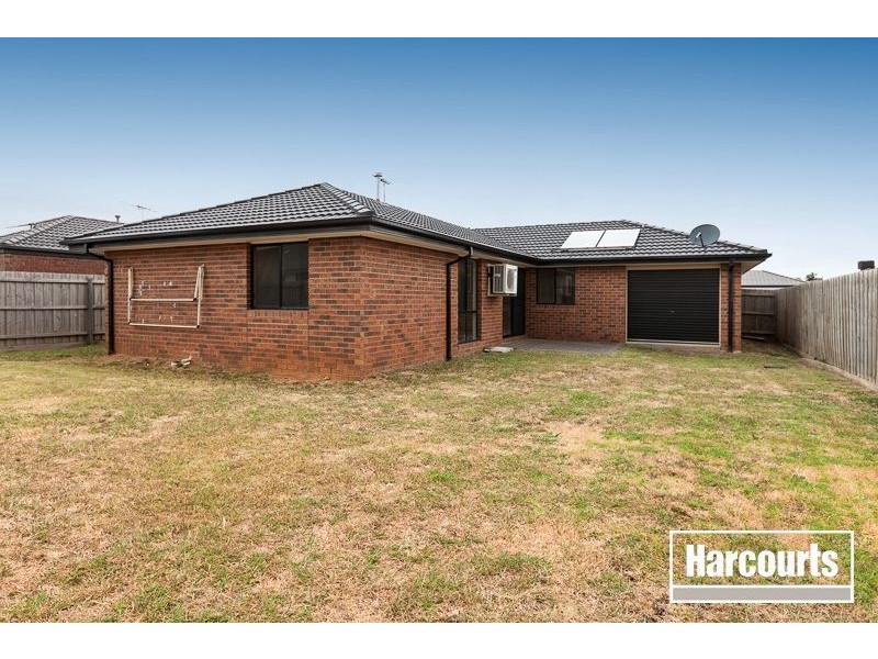 21 Sing Crescent, Berwick VIC 3806