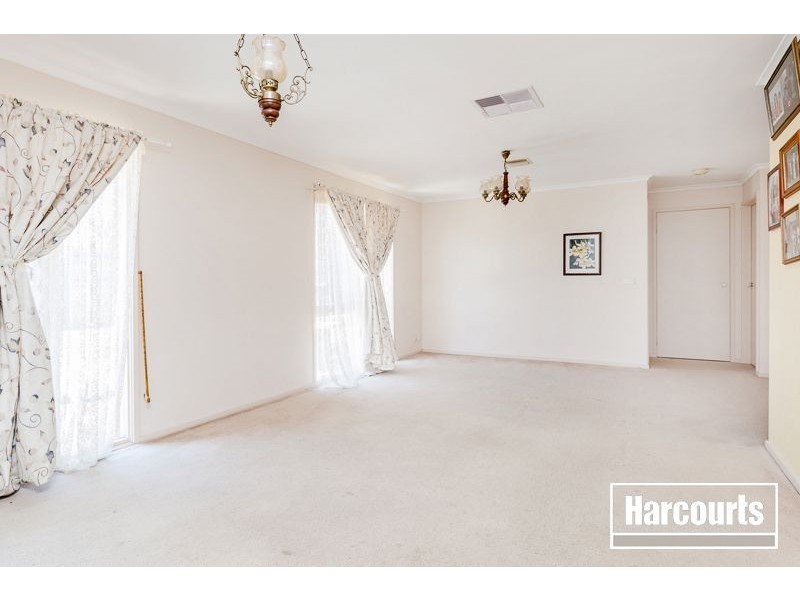 69 Homestead Road, Berwick VIC 3806