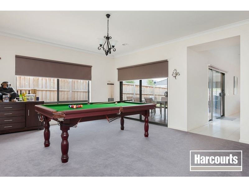 10 Grassland Crescent, Officer VIC 3809