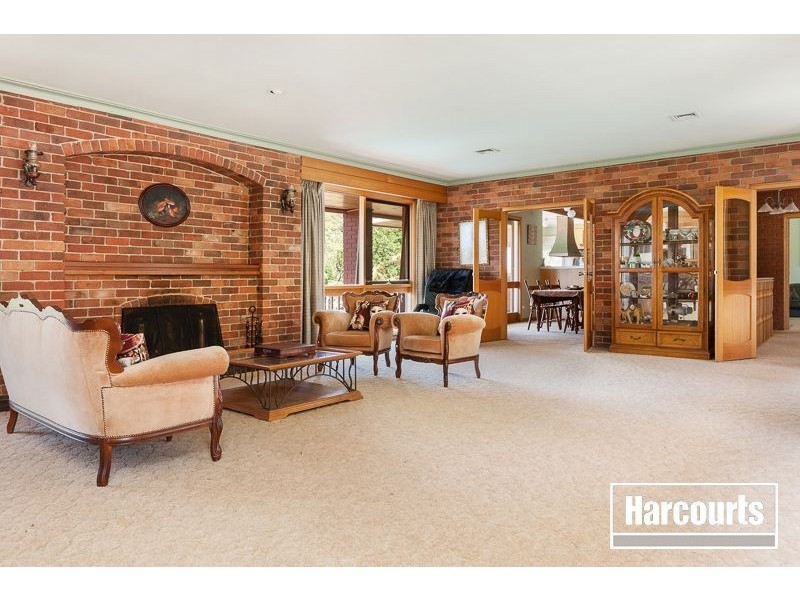 13 Oatlands Road, Narre Warren North VIC 3804