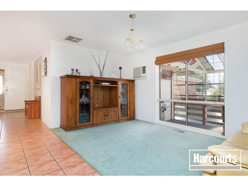 8 Lasiandra Circuit, Narre Warren VIC 3805