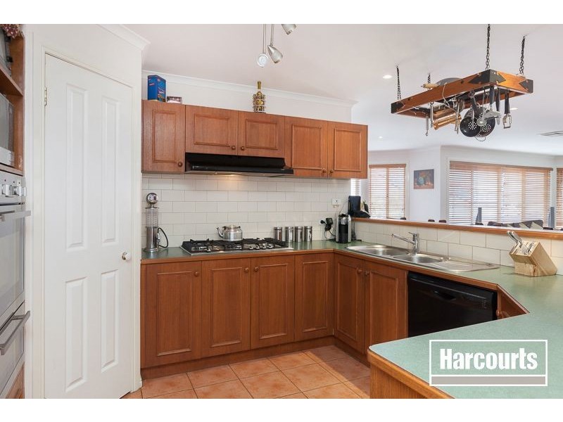 8 Lasiandra Circuit, Narre Warren VIC 3805