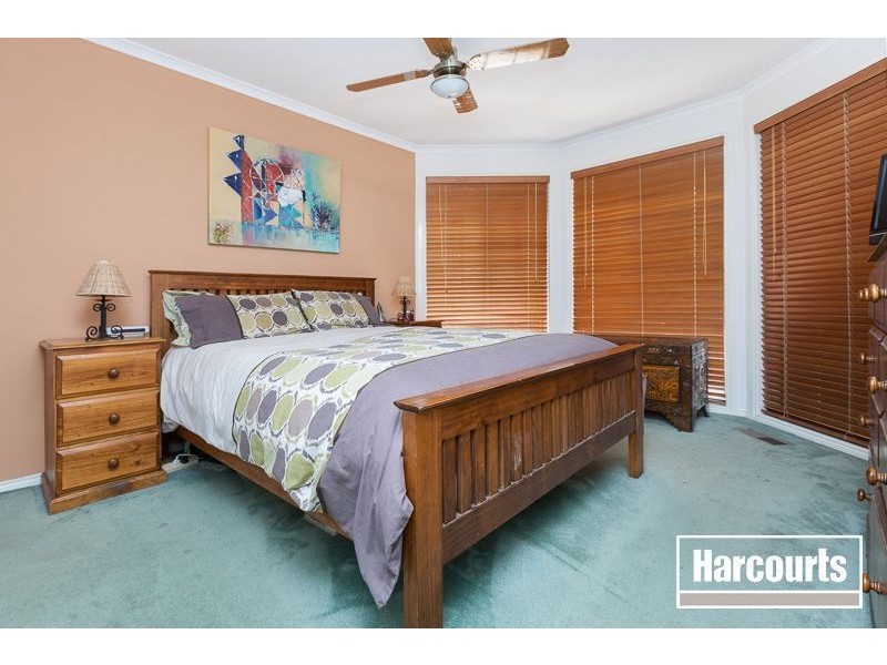 8 Lasiandra Circuit, Narre Warren VIC 3805