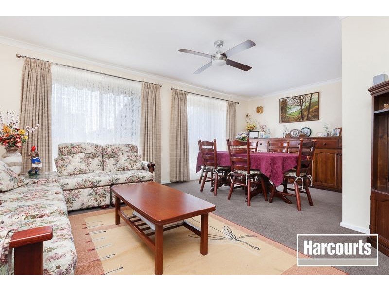 6 Oakwood Court, Narre Warren VIC 3805
