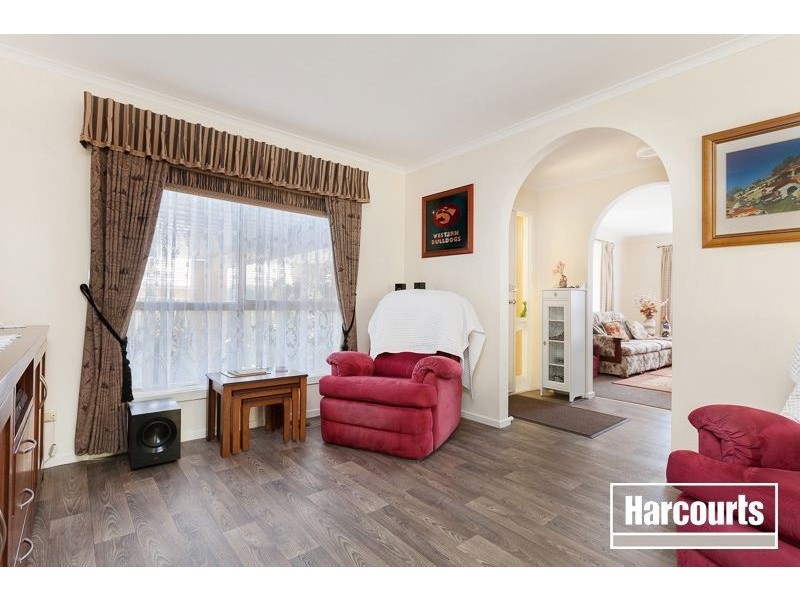6 Oakwood Court, Narre Warren VIC 3805
